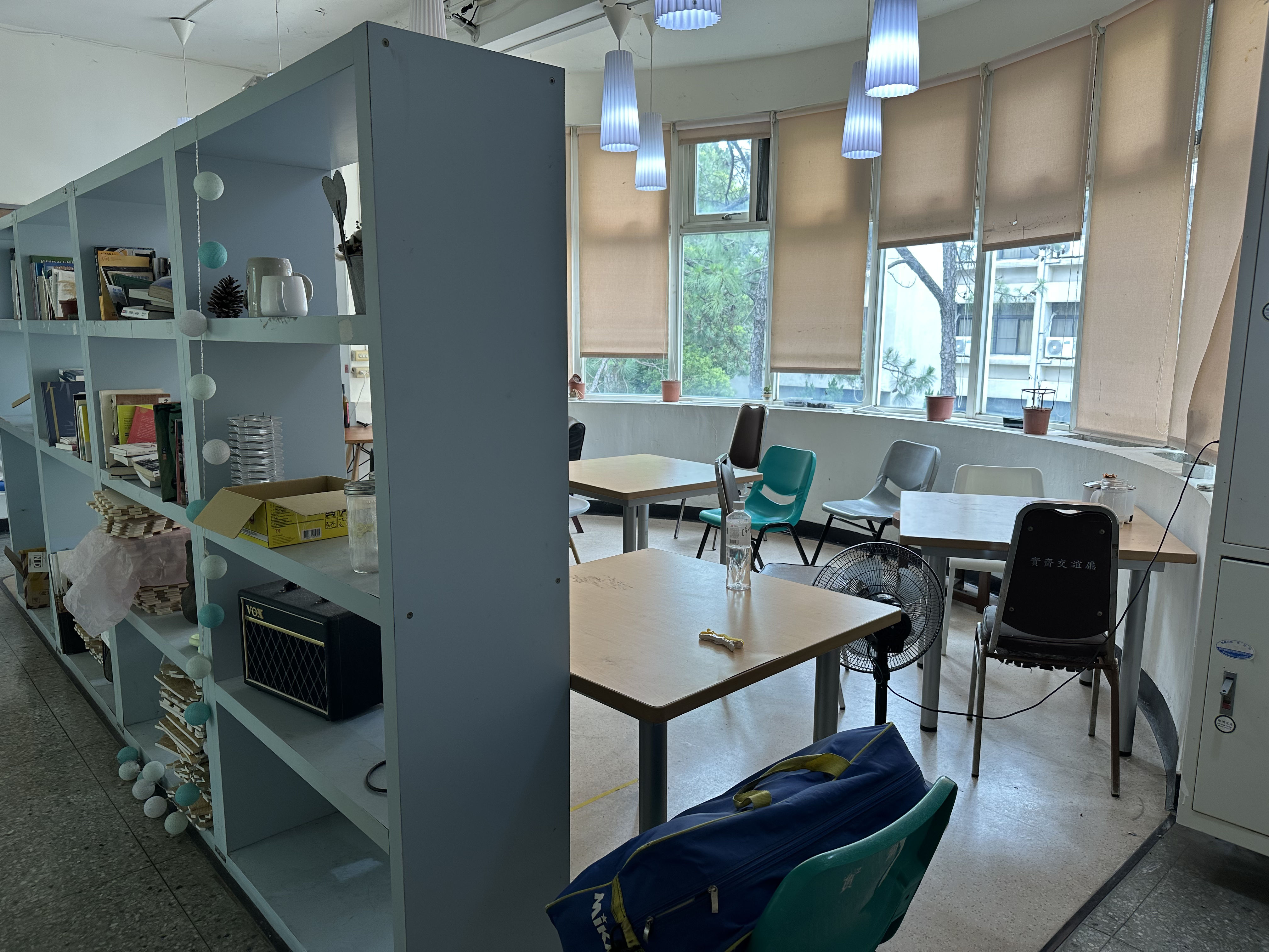 4F Lounge