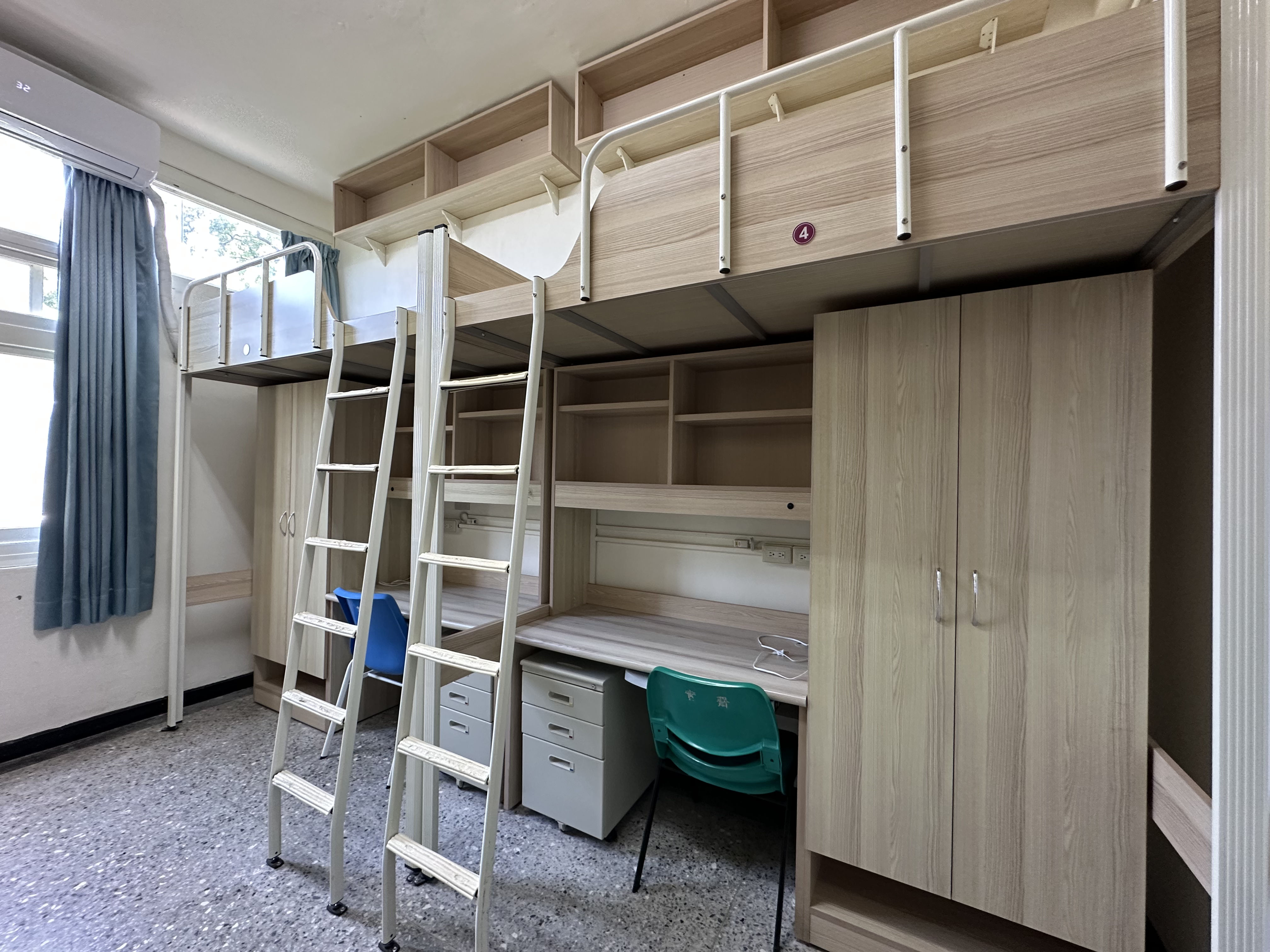 Four-Person Room