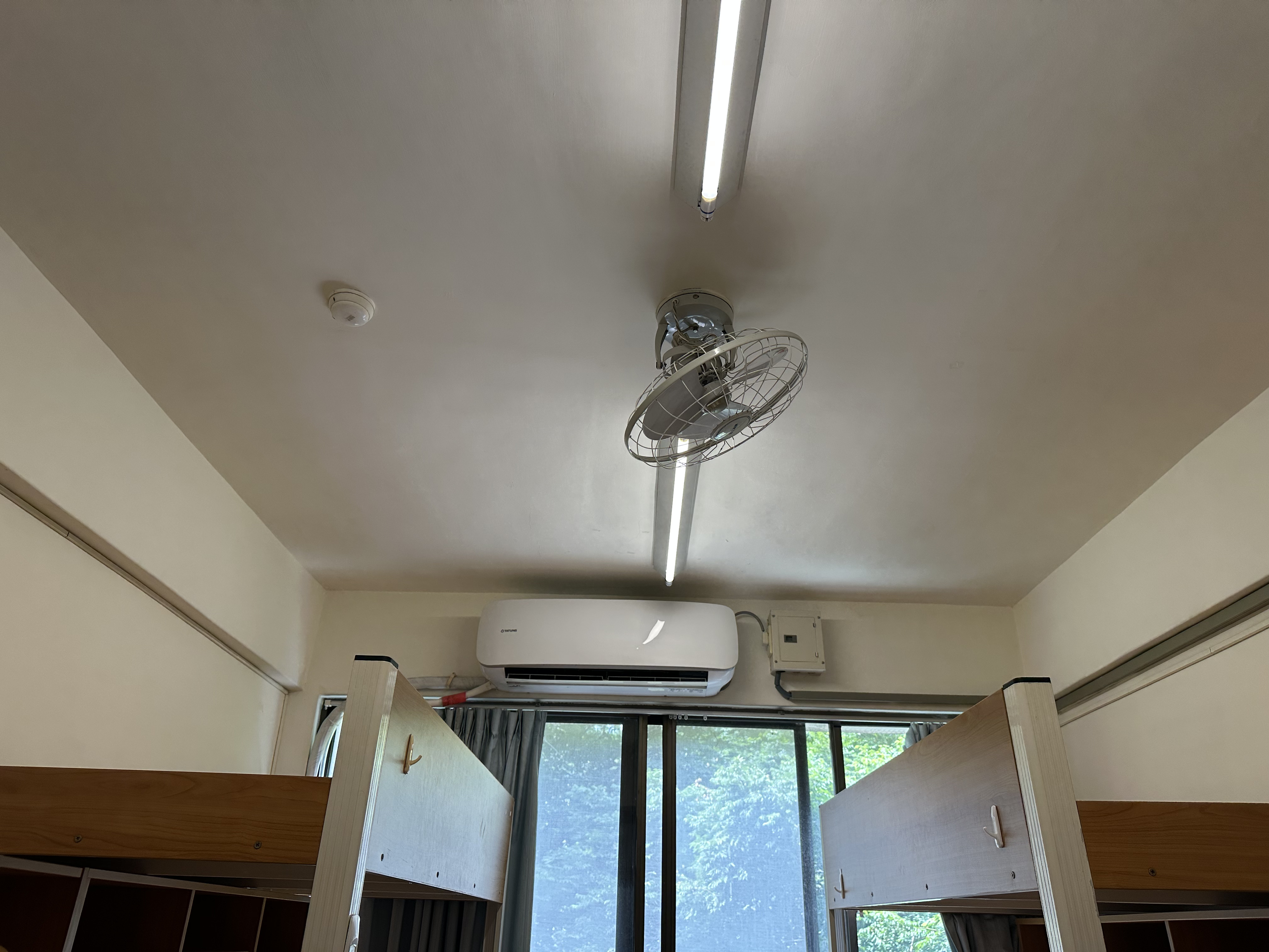 冷氣、電扇