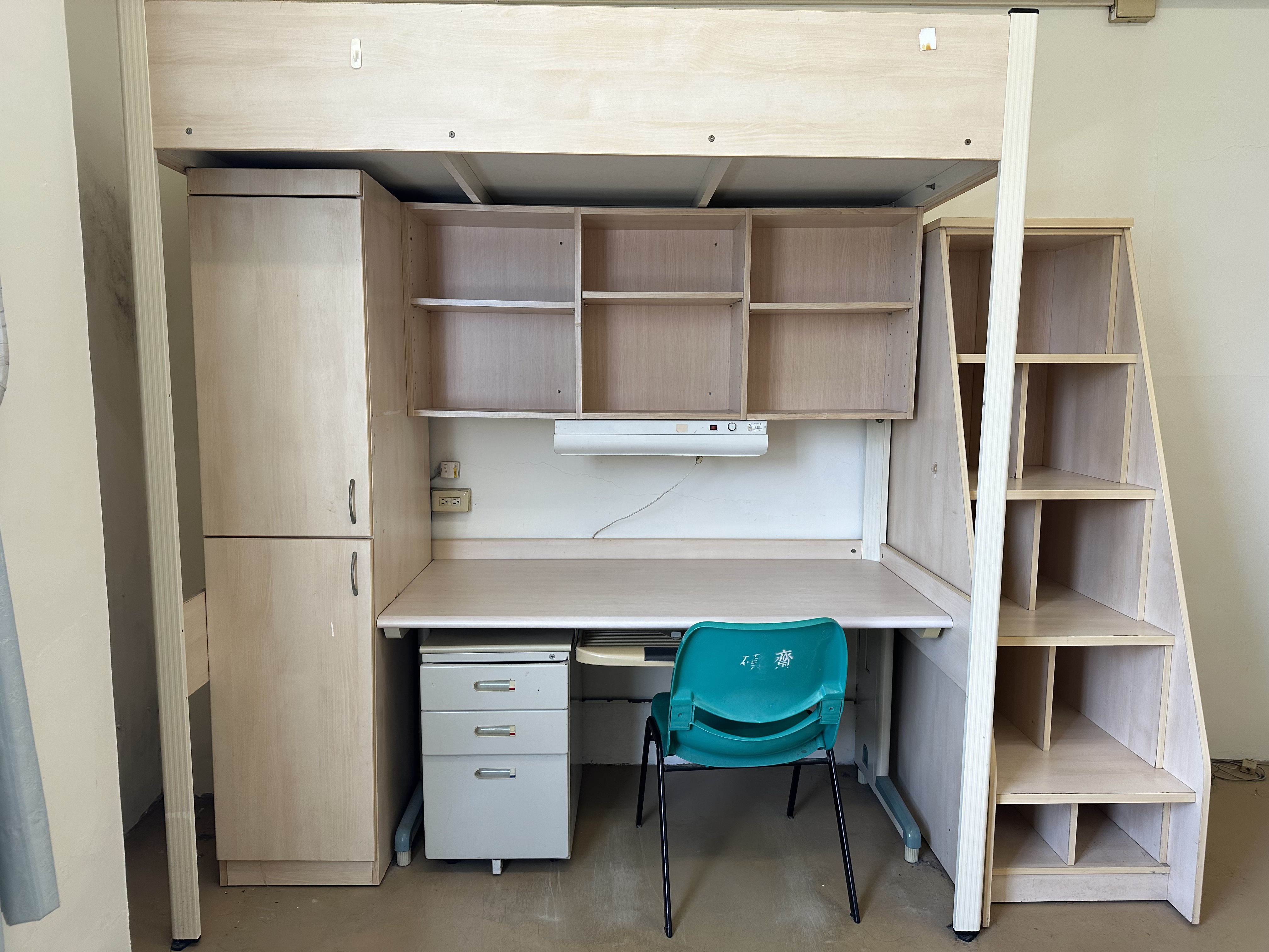Desk in Triple Room